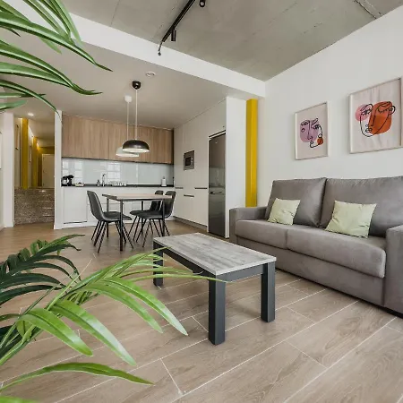 Miss Tic Ciudad Vieja Coruna *